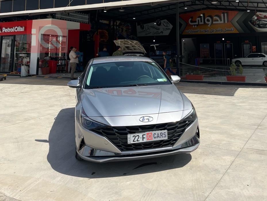 هیۆندای ئەلەنترا